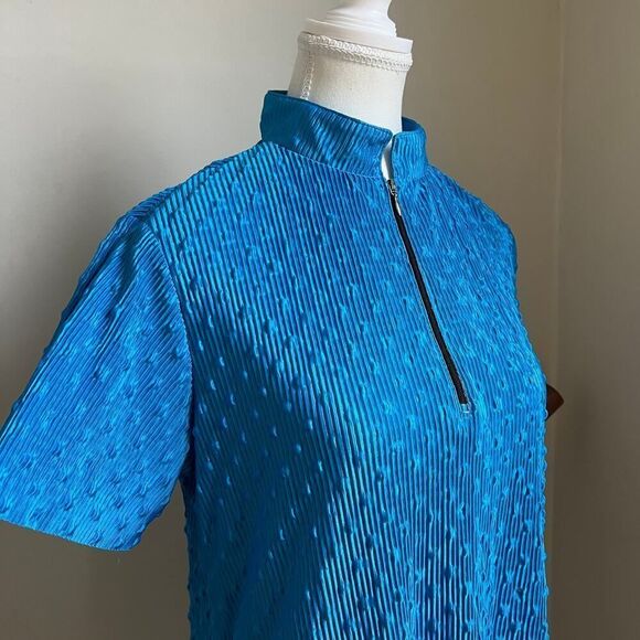 jamie sadock Tops - Jamie Sadock 1/4 Zip Golf Top Shirt Women's Medium Blue Funky Textured Mock Neck
